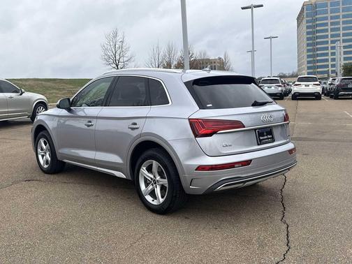 2023 Audi Q5 40 Premium