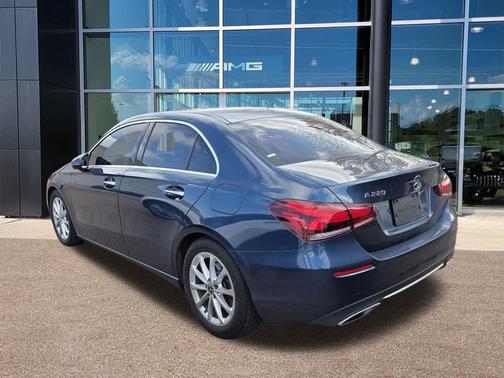 2021 Mercedes-Benz A-Class A 220