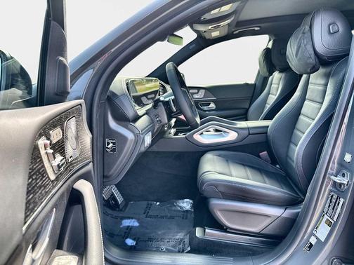 MANUFAKTUR Silicon Grey 2026 Mercedes-Benz GLS 450 4MATIC
