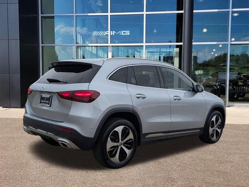 2025 Mercedes-Benz GLA 250 4MATIC
