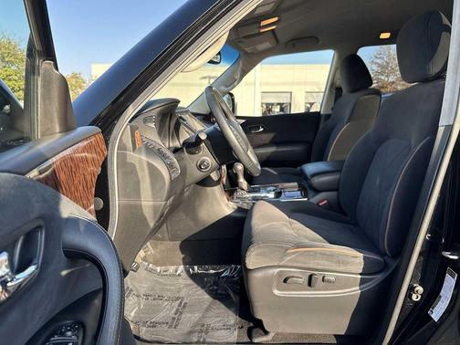 2017 Nissan Armada SV