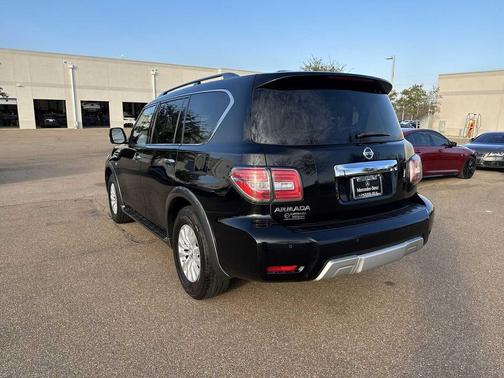 2017 Nissan Armada SV