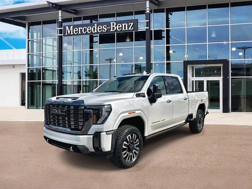 White Frost Tricoat 2024 GMC Sierra 2500 Denali Ultimate