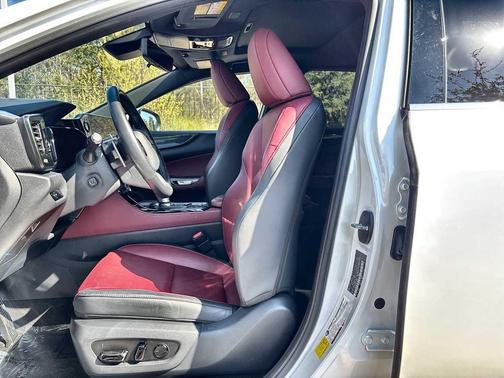 2025 Lexus NX 350h Premium