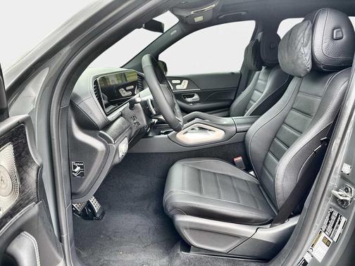 MANUFAKTUR Silicon Grey 2026 Mercedes-Benz GLS 450 4MATIC