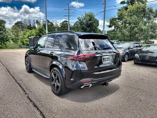 Obsidian Black Metallic 2026 Mercedes-Benz GLE 350 4MATIC
