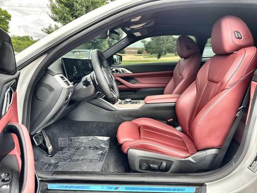 Mineral White Metallic 2025 BMW 430 i