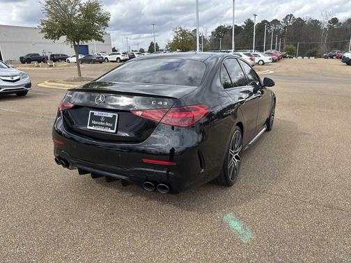 2023 Mercedes-Benz AMG C 43 4MATIC
