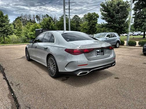 MANUFAKTUR Alpine Grey 2026 Mercedes-Benz E-Class 4MATIC