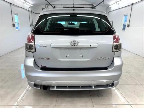 2005 Toyota Matrix Base