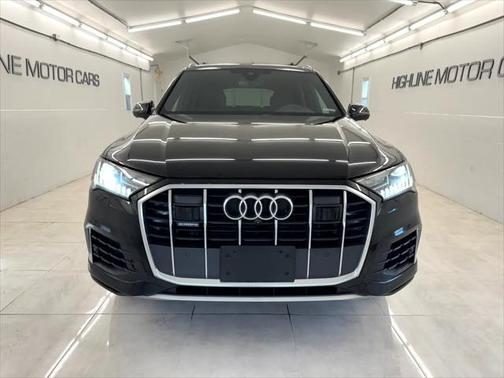 2023 Audi Q7 55 Premium Plus