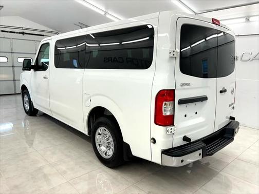 2018 Nissan NV Passenger NV3500 HD S V6