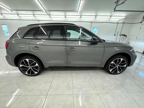 2024 Audi SQ5 3.0T Premium Plus