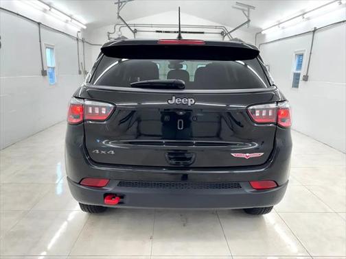 2021 Jeep Compass Trailhawk