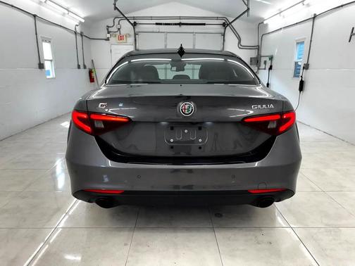2022 Alfa Romeo Giulia Sprint