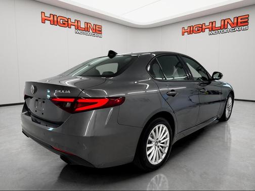 2022 Alfa Romeo Giulia Sprint