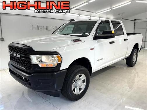 2019 RAM 2500 Tradesman Crew Cab 4x4 6'4' Box