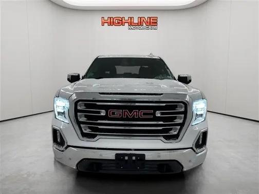 Summit White 2022 GMC Sierra 1500 SLT