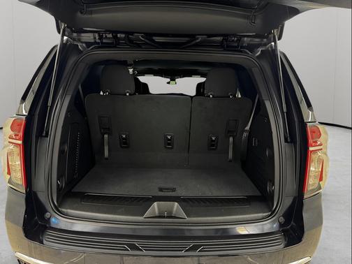 2022 Chevrolet Tahoe LS