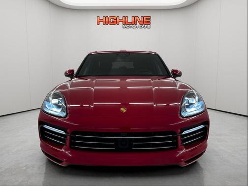 2022 Porsche Cayenne Cayenne