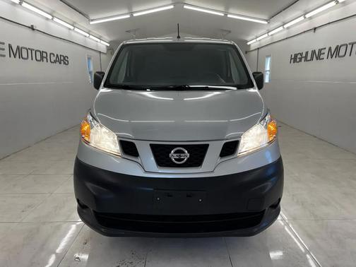 Brilliant Silver Metallic 2019 Nissan NV200 S
