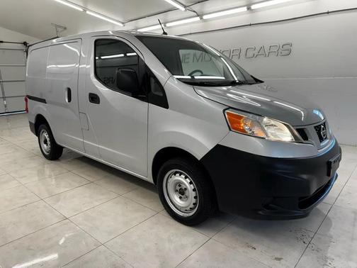 Brilliant Silver Metallic 2019 Nissan NV200 S