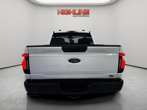 2022 Ford F-150 Lightning Pro