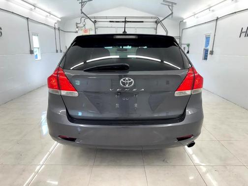 2011 Toyota Venza Base