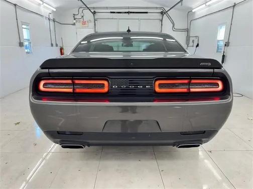 Granite Pearlcoat 2018 Dodge Challenger R/T Scat Pack