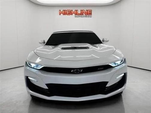 Summit White 2022 Chevrolet Camaro 2SS
