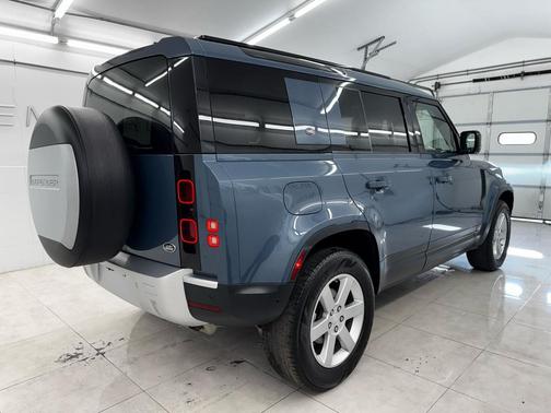 2020 Land Rover Defender 110 S