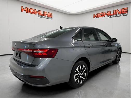 Platinum Gray Metallic 2025 Volkswagen Jetta 1.5T S