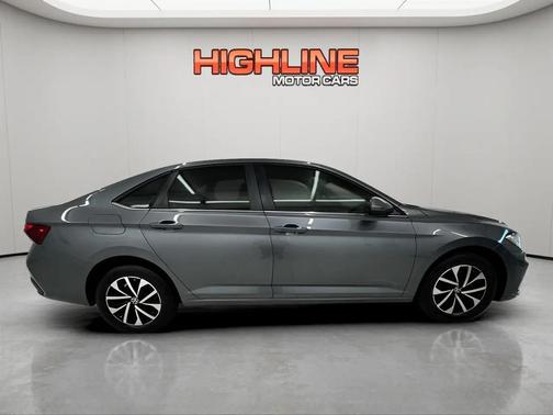 Platinum Gray Metallic 2025 Volkswagen Jetta 1.5T S