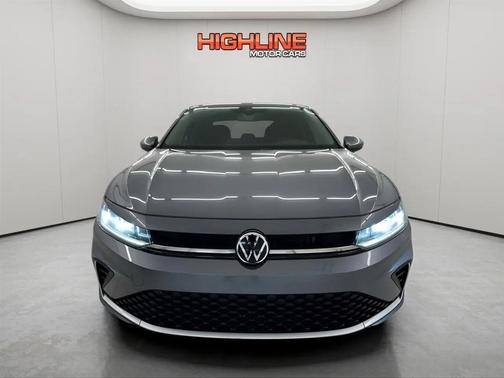 Platinum Gray Metallic 2025 Volkswagen Jetta 1.5T S