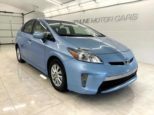 2013 Toyota Prius Plug-in Advanced