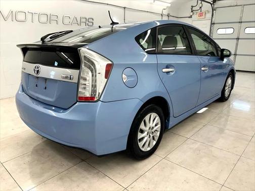 2013 Toyota Prius Plug-in Advanced