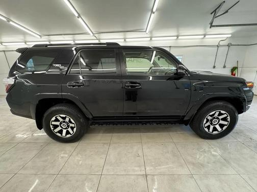 Midnight Black Metallic 2021 Toyota 4Runner TRD Off Road Premium