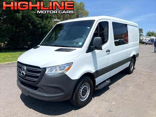 2022 Mercedes-Benz Sprinter 2500 Standard Roof