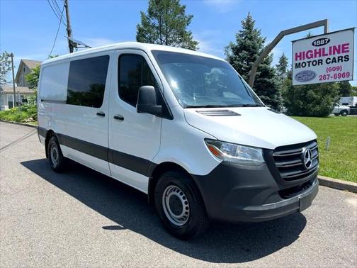 2022 Mercedes-Benz Sprinter 2500 Standard Roof