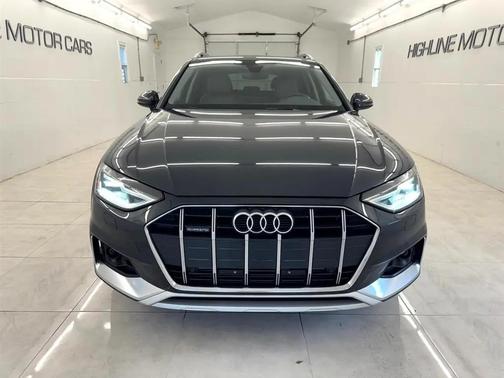 Manhattan Gray Metallic 2020 Audi A4 allroad 45 Premium