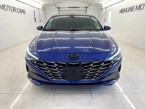 2022 Hyundai ELANTRA Limited