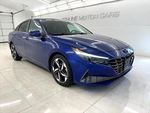 2022 Hyundai ELANTRA Limited