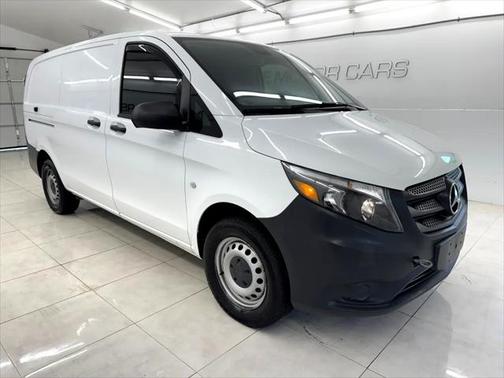 2022 Mercedes-Benz Metris Base