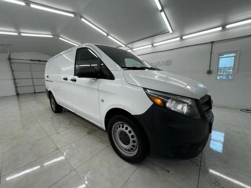 2020 Mercedes-Benz Metris Base