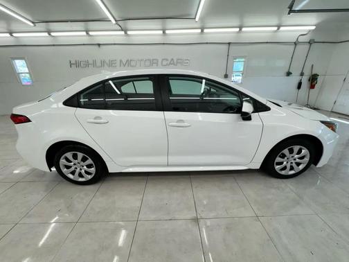 White 2022 Toyota Corolla LE
