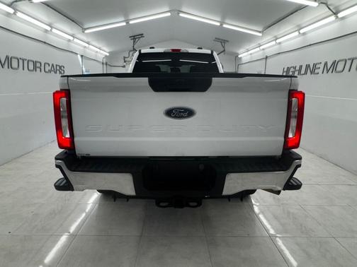 2024 Ford F-350 XLT