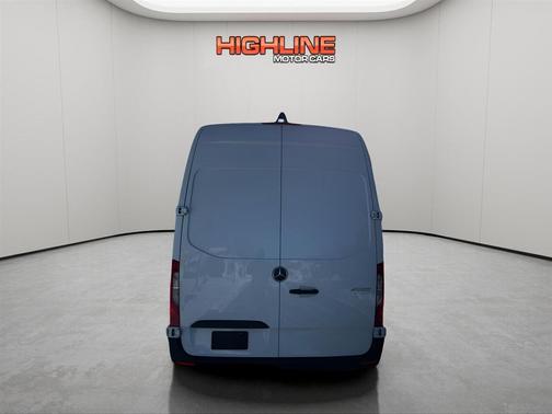 2025 Mercedes-Benz Sprinter 2500 Standard Roof