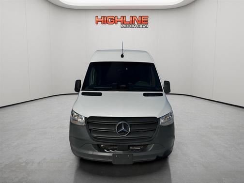 2025 Mercedes-Benz Sprinter 2500 Standard Roof