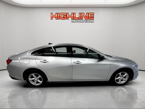 2017 Chevrolet Malibu 1LS