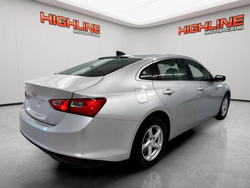 2017 Chevrolet Malibu 1LS